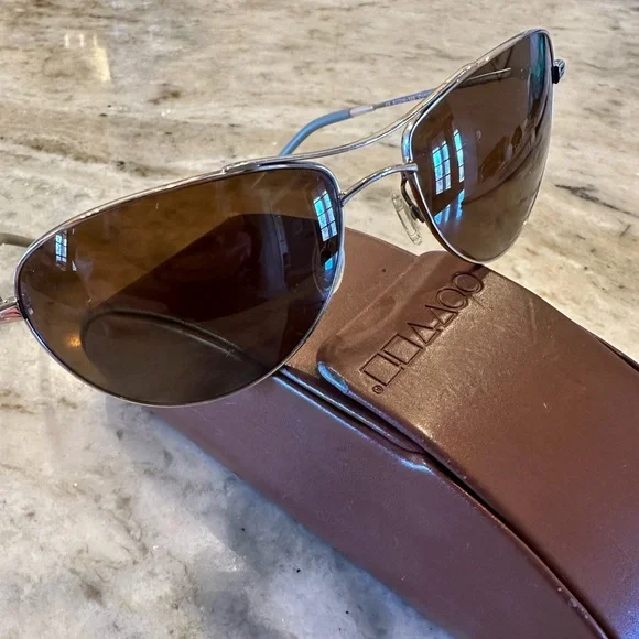 Oliver Peoples Aviator Aero Commander Polarized 61mm Sunglasses Gold Neutral EUC - Picture 2 of 9